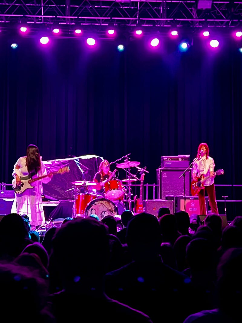 Hello Mary opening for Silversun Pickups at Knitting Factory